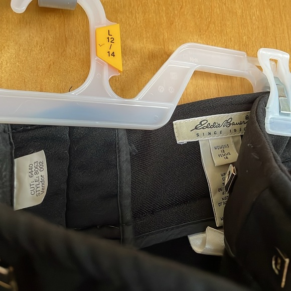 Eddie Bauer women’s snow pants size 12. - Picture 5 of 6